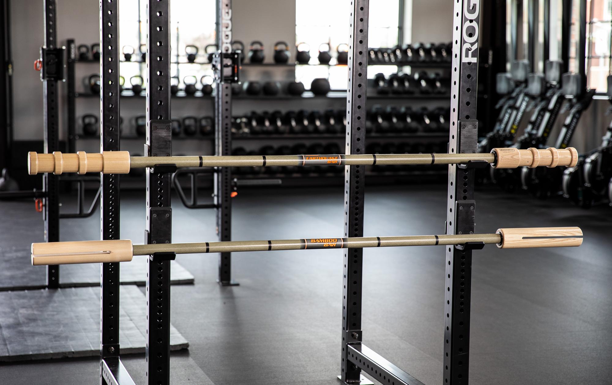 weight lifting bar with weights